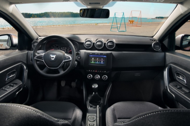 Торпедо Dacia Duster