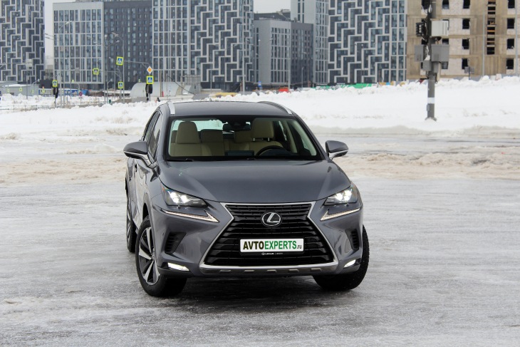 Lexus NX