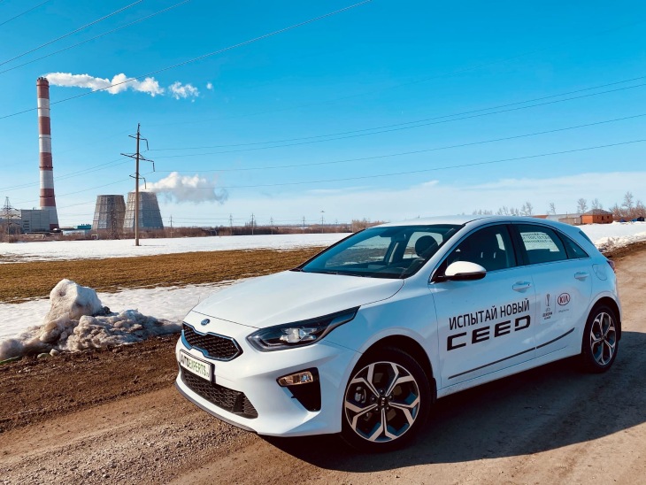 kia-ceed-sboku