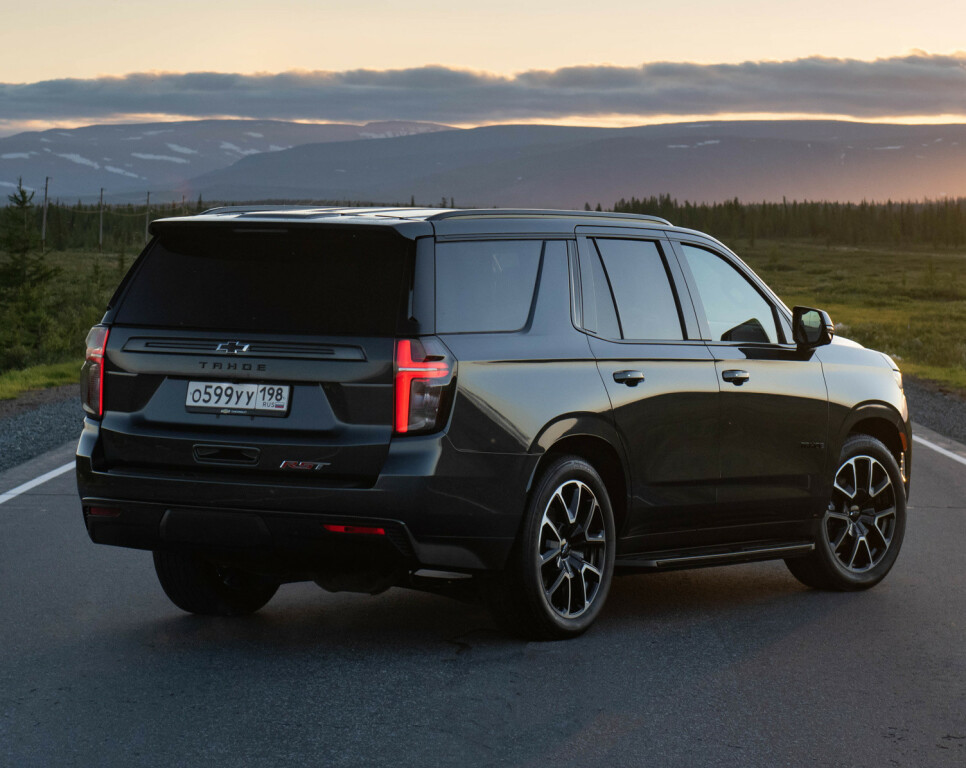 chevrolet_tahoe_rst_2
