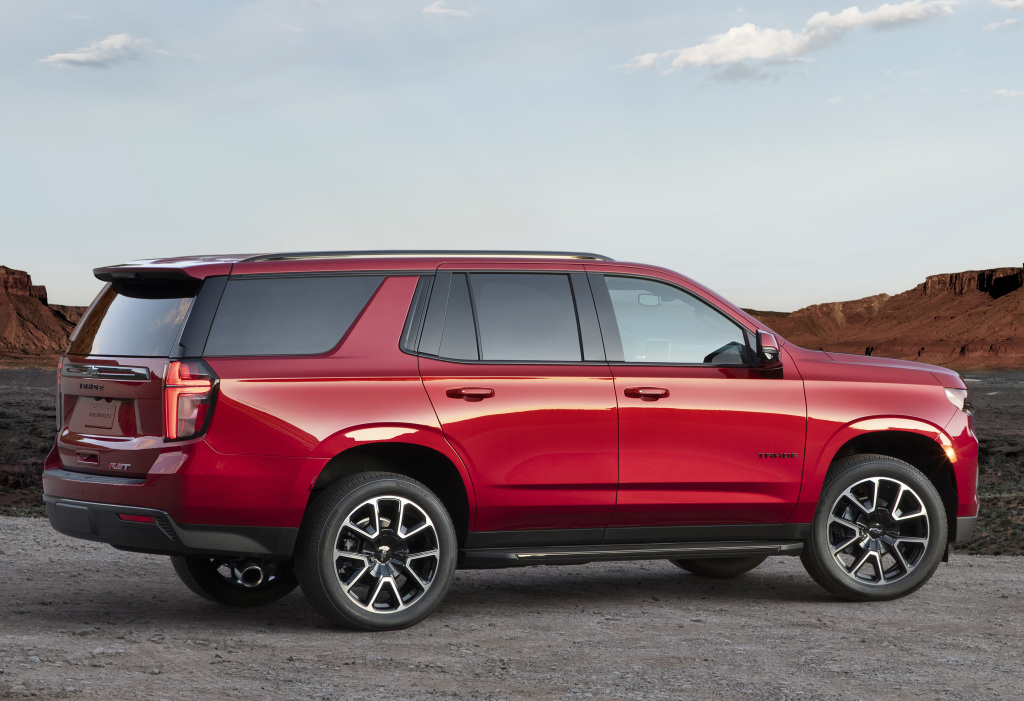 chevrolet_tahoe_2021-2