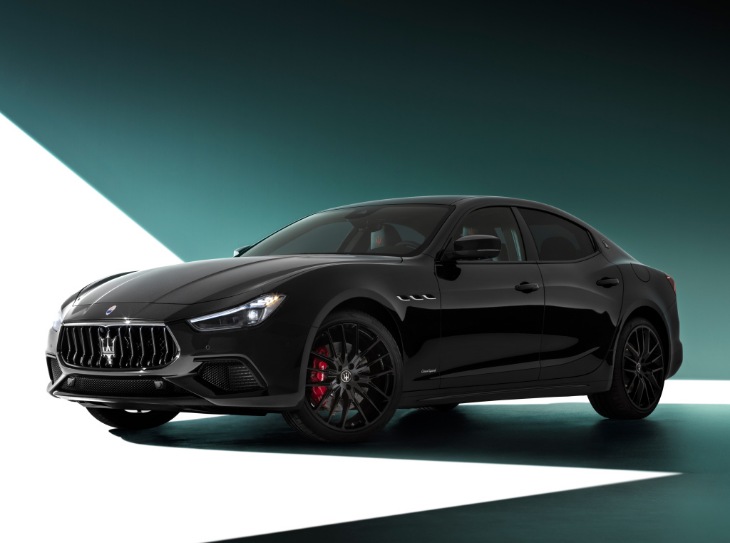 Maserati Ghibli S Q4 GranSport Nerissimo Pack