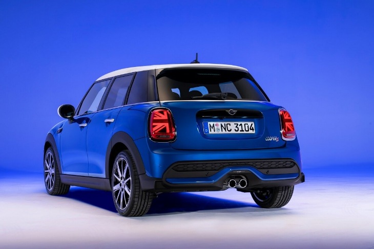 mini_cooper_2021_