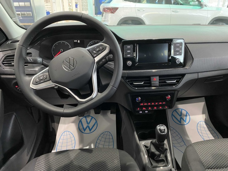 Интерьер Volkswagen Polo Respect в пакетами опций