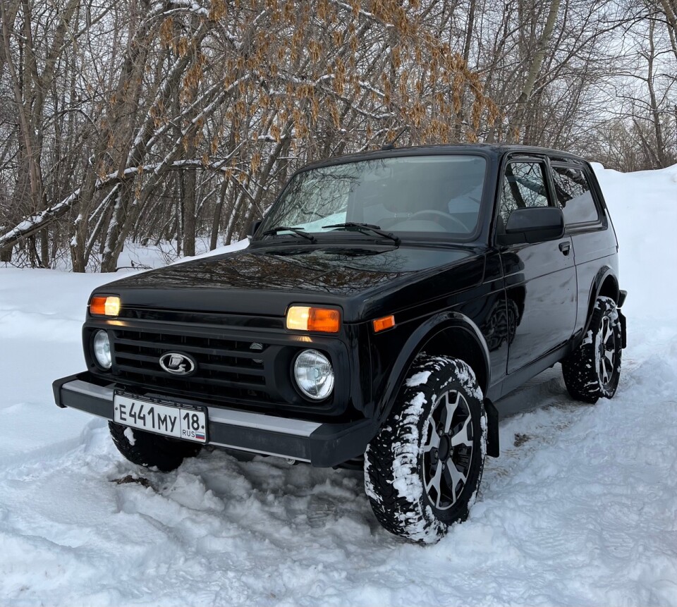 Lada Niva Legend