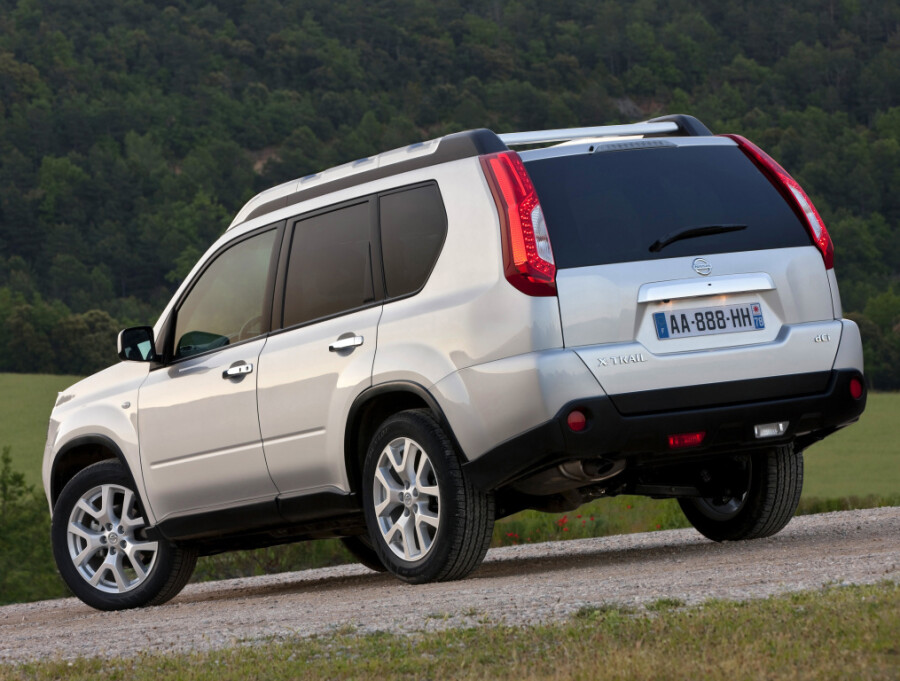 Nissan X-Trail (T31) '2010–14