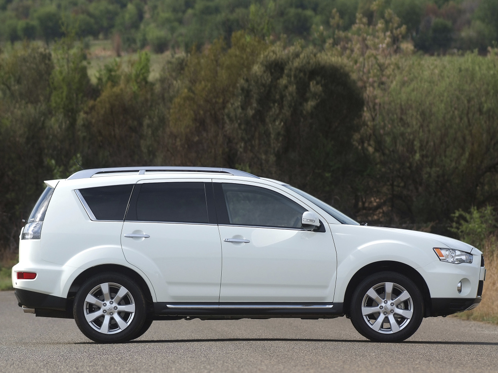Outlander XL вид сбоку