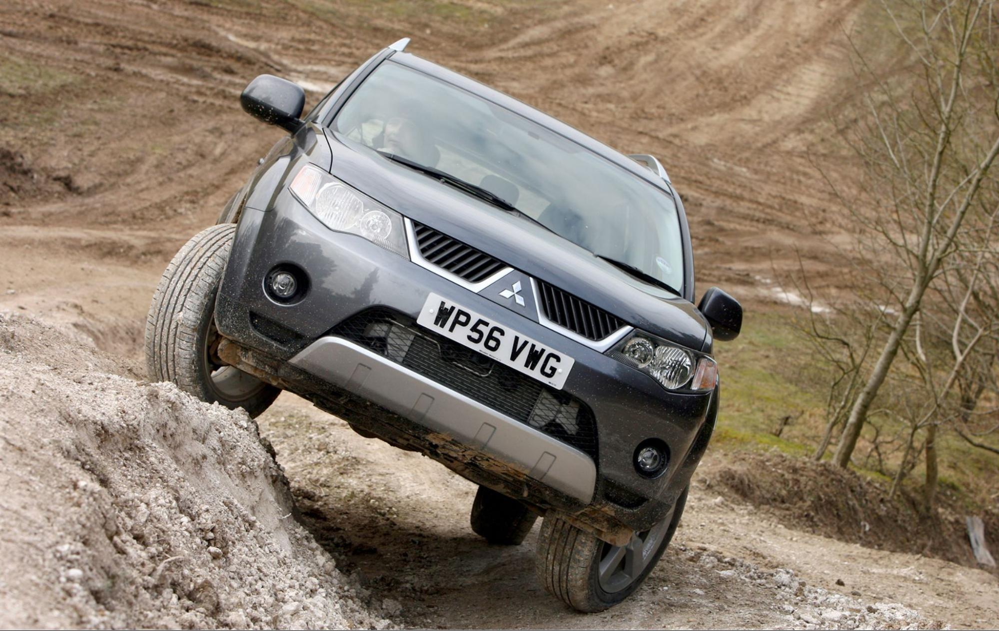 Внедорожные качества Mitsubishi Outlander XL