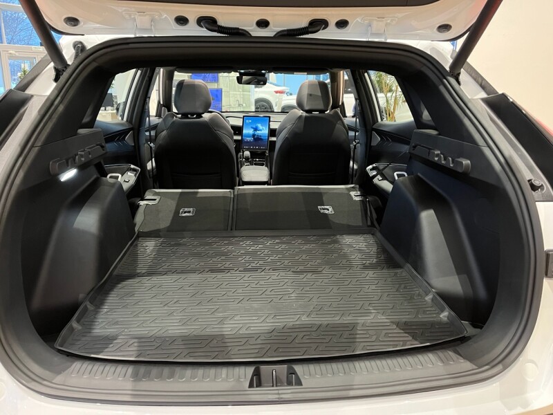 Багажное отделение Geely Cityray