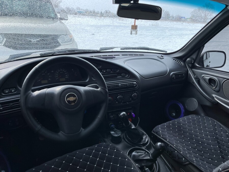 Интерьер Шевроле Нива