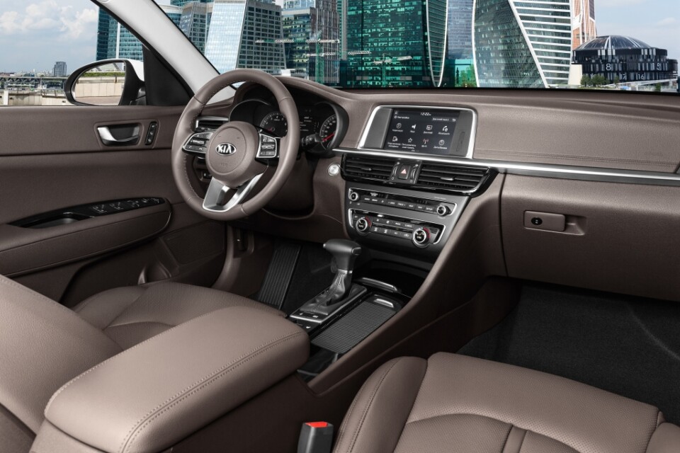 Интерьер Kia Optima (JF) 2018–2020
