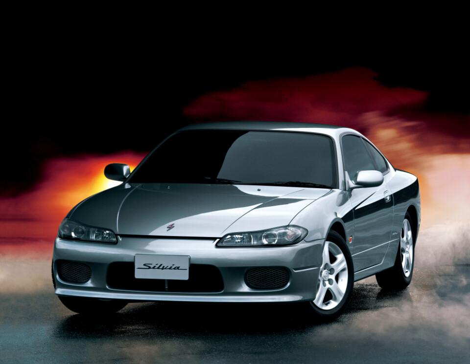 Nissan Silvia spec-R (GF-S15) '01.1999–01.2002