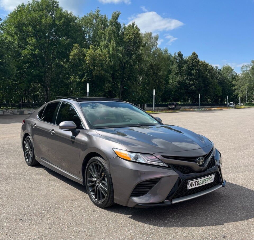 Toyota Camry XSE