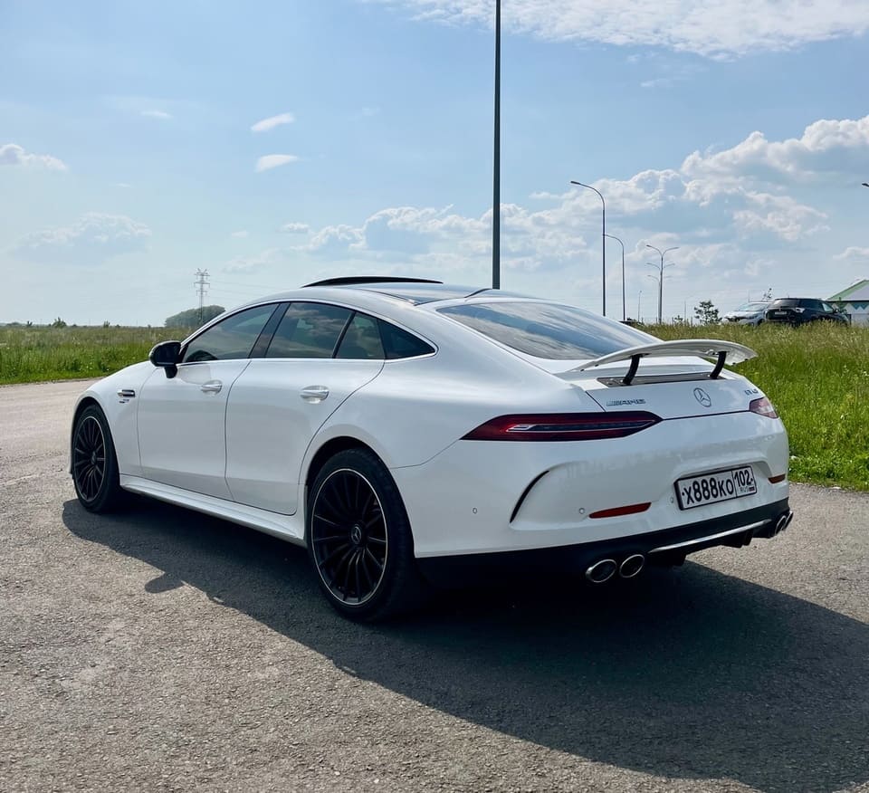Mercedes-AMG GT 43