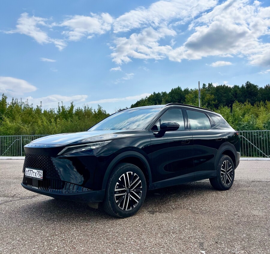 Omoda C7
