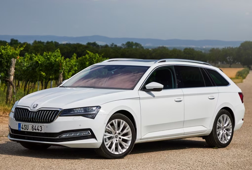 Skoda Superb Combi 2019-2024
