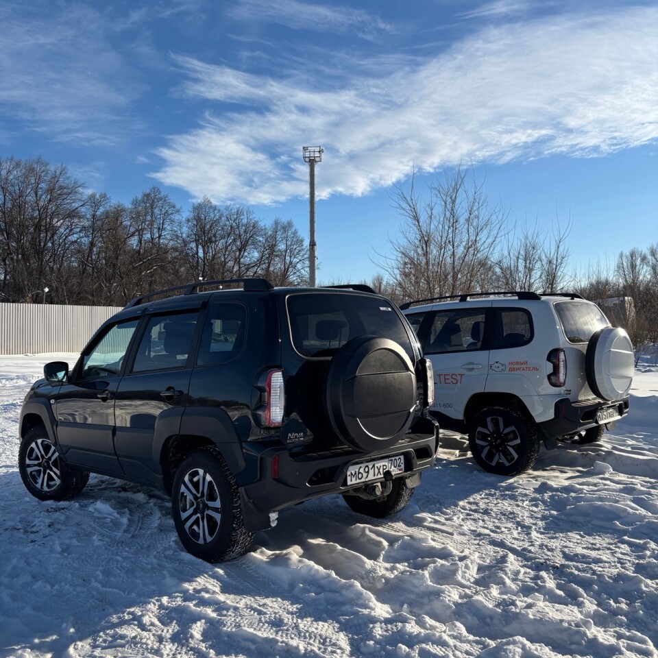 Lada Niva Travel зеленого цвета проехала 65 000 км за 2 года. Особых поломок не было.