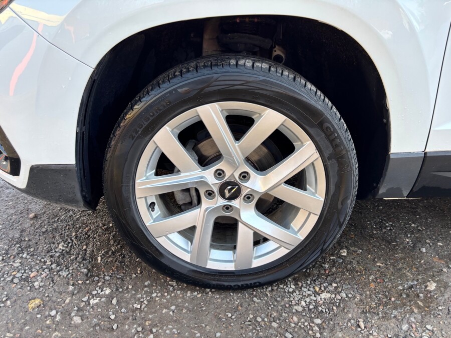 Колесные диски на 18 дюймов с шинами Giti Comfort размерностью 225/50R18