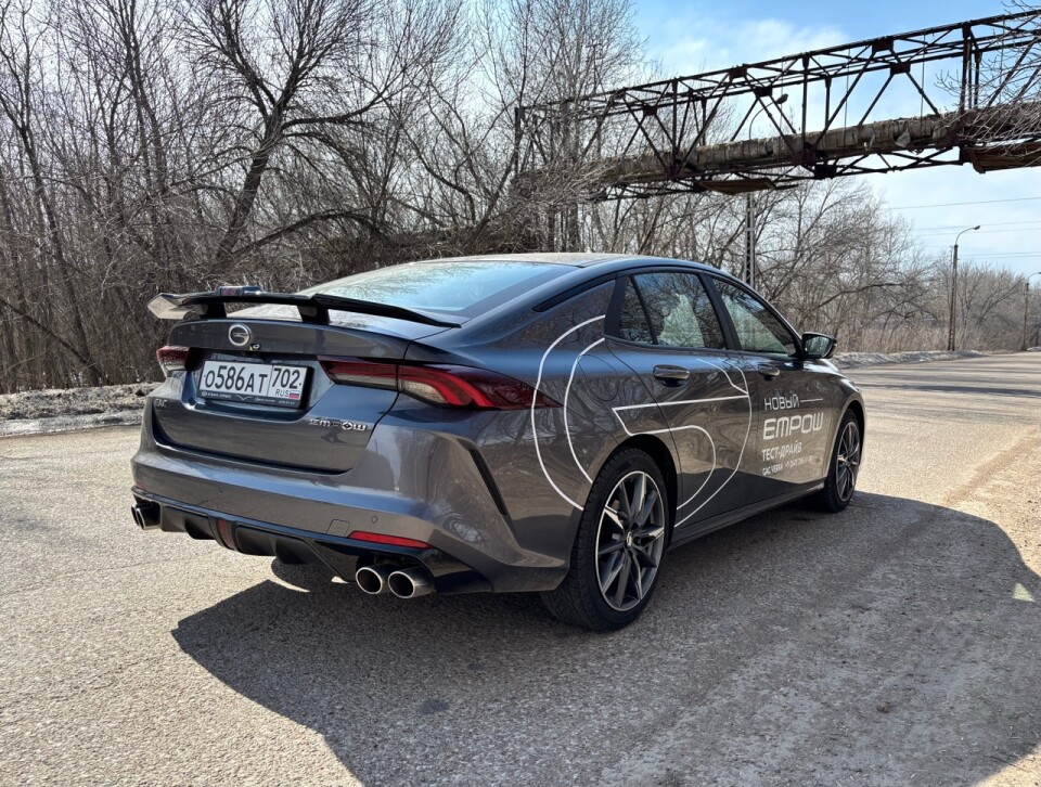Автомобиль в комплектации GL с пакетом S-Style