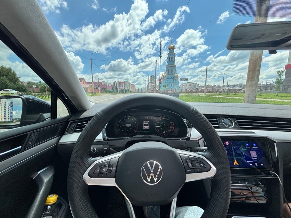 За рулем Volkswagen Magotan