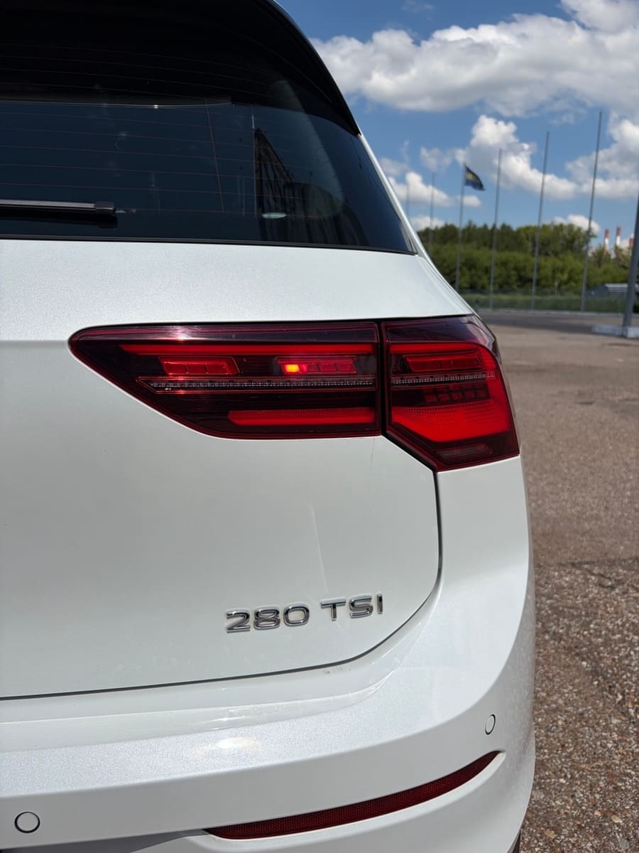 Volkswagen Golf R-Line 280 TSI
