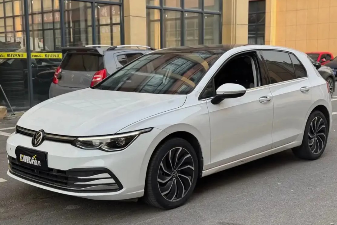 Volkswagen Golf Pro