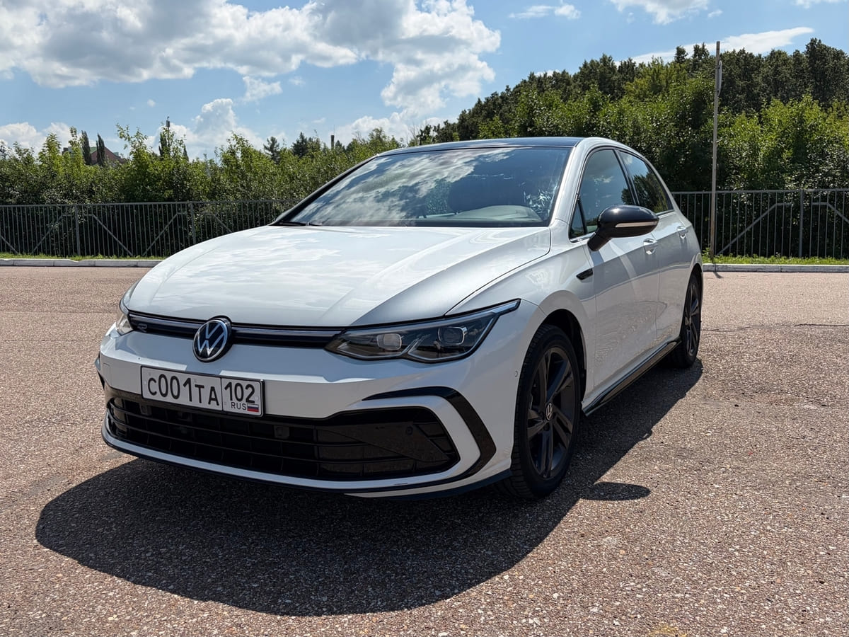 Volkswagen Golf R-Line