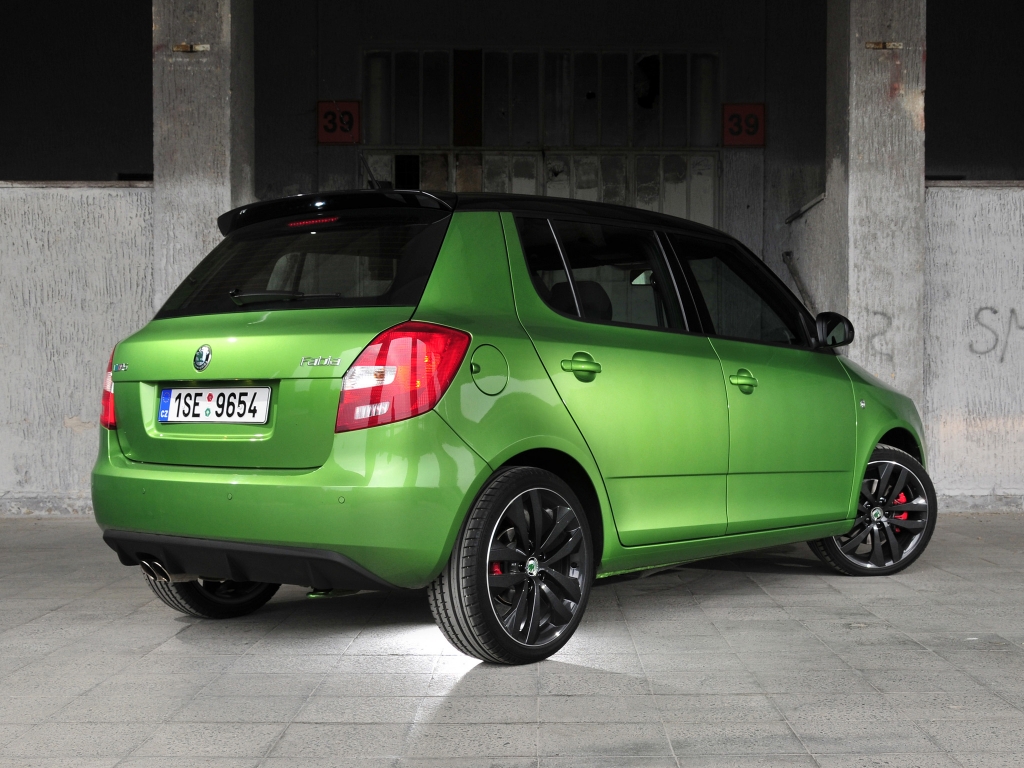 skoda_fabia_rs2