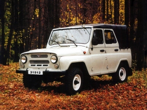 УАЗ 31512 '1985–2003 - предшественник Хантера.