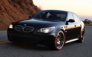 BMW_M5_black