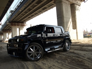 Hummer H2 Louis Vuitton Edition2