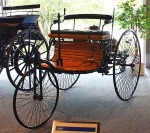 Автомобиль Бенца 1885 года.