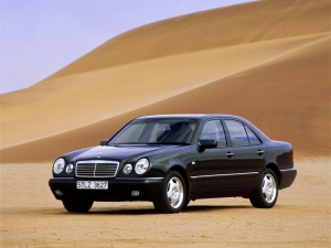 Mercedes-Benz E 230 (W210)