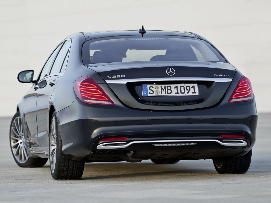 Mercedes-Benz S 350 BlueTec AMG Sports Package (W222) '20133