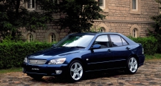 Toyota Altezza (1998–2005)
