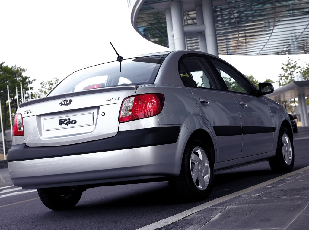 Kia Rio Sedan (JB) '04.2005–09