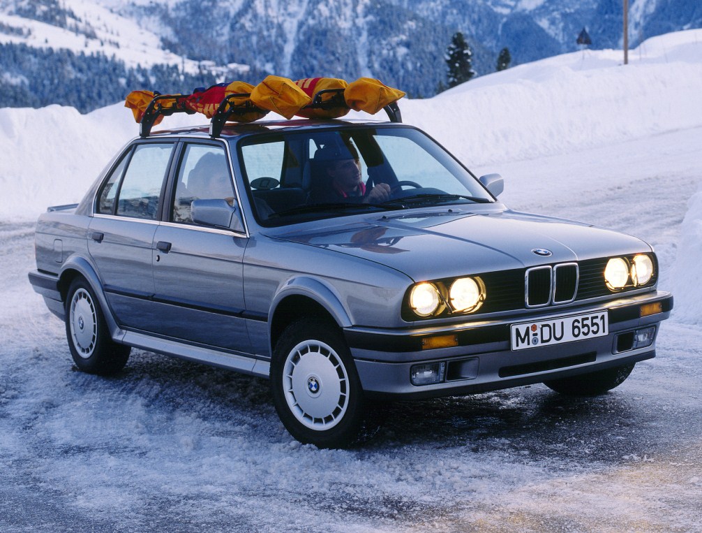 BMW 325iX Sedan (E30) 1987–1991