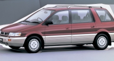 Mitsubishi Chariot (1991–1994)