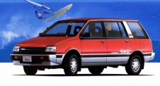 Mitsubishi Chariot (1983-1991)