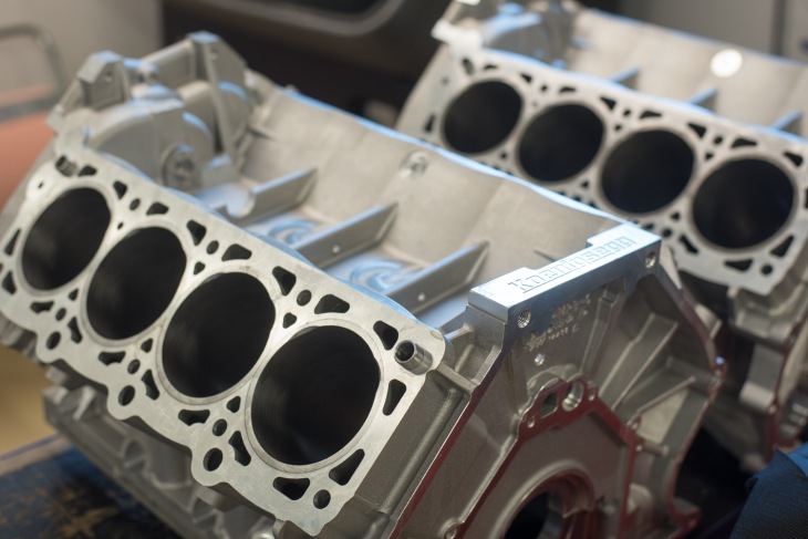 Алюминиевый блок цилиндров двигателя V8 Koenigsegg Agera XS  
