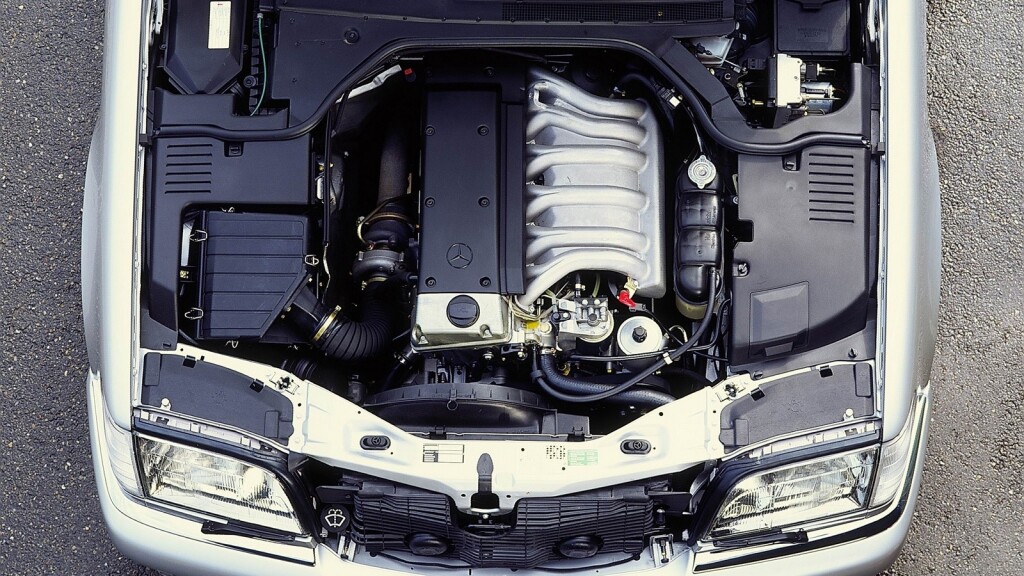 Продольно расположенный двигатель Mercedes-Benz W140